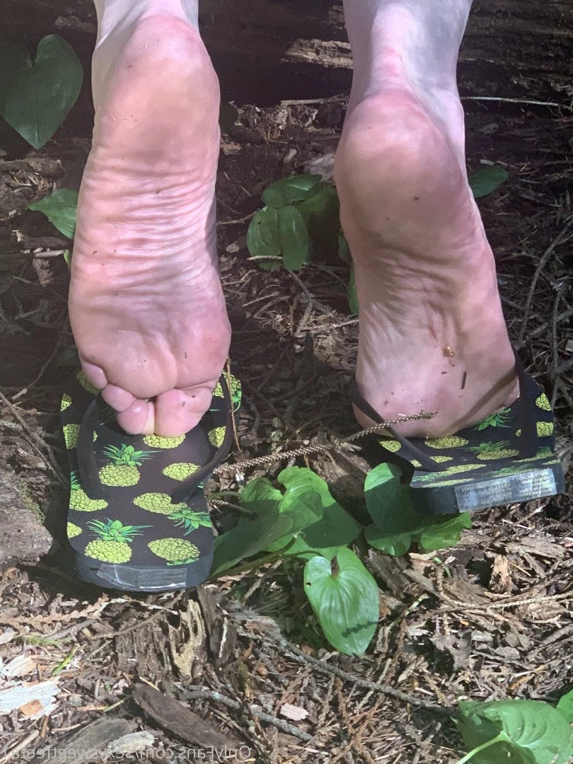 sexysweetfeetana [ sexysweetfeeta1 ] Onlyfans leaked photo 2777129 on Hotleaks.tv