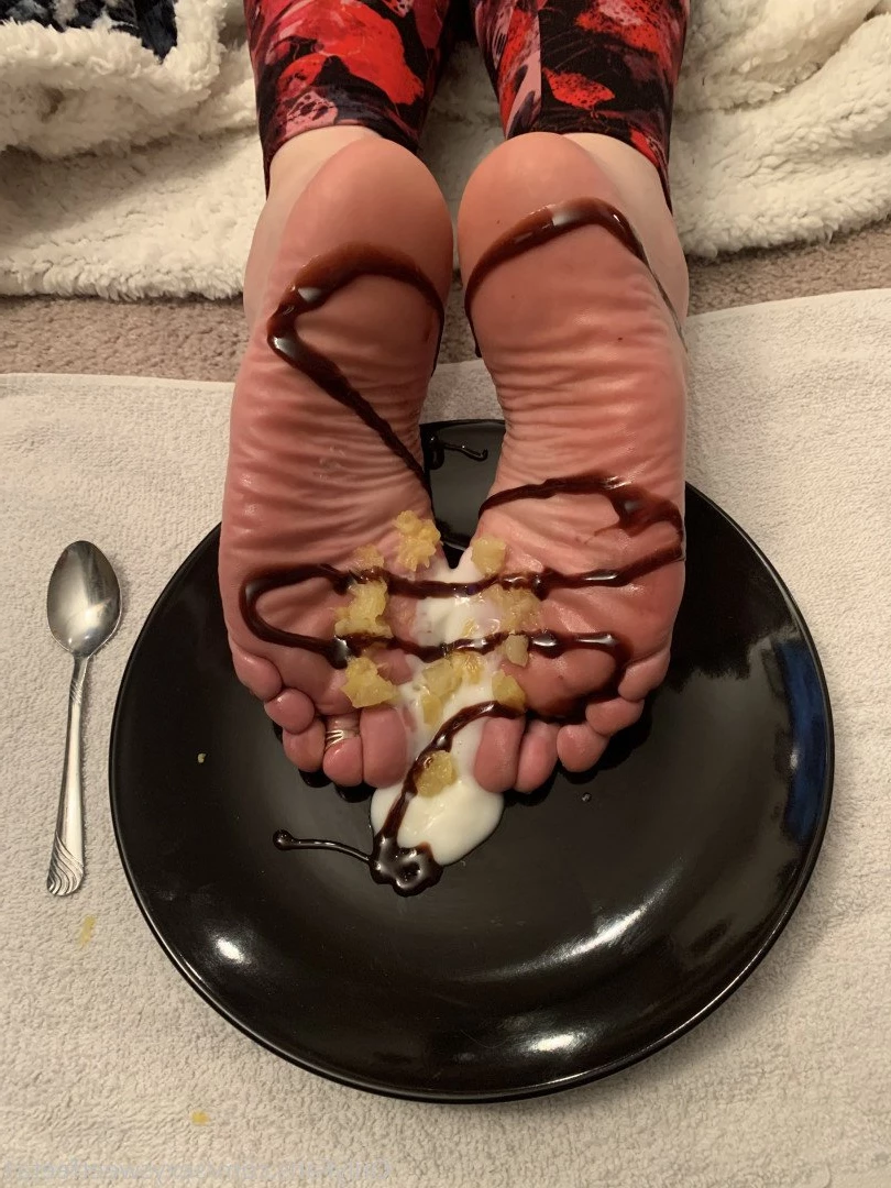 sexysweetfeetana [ sexysweetfeeta1 ] Onlyfans leaked photo 2778291 on Hotleaks.tv