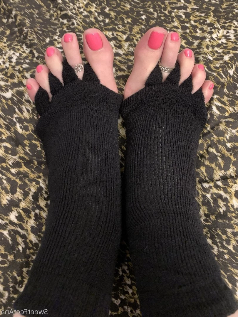 sexysweetfeetana [ sexysweetfeeta1 ] Onlyfans leaked photo 2778542 on Hotleaks.tv