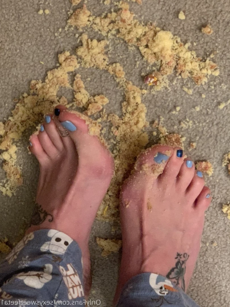 sexysweetfeetana [ sexysweetfeeta1 ] Onlyfans leaked photo 2778675 on Hotleaks.tv