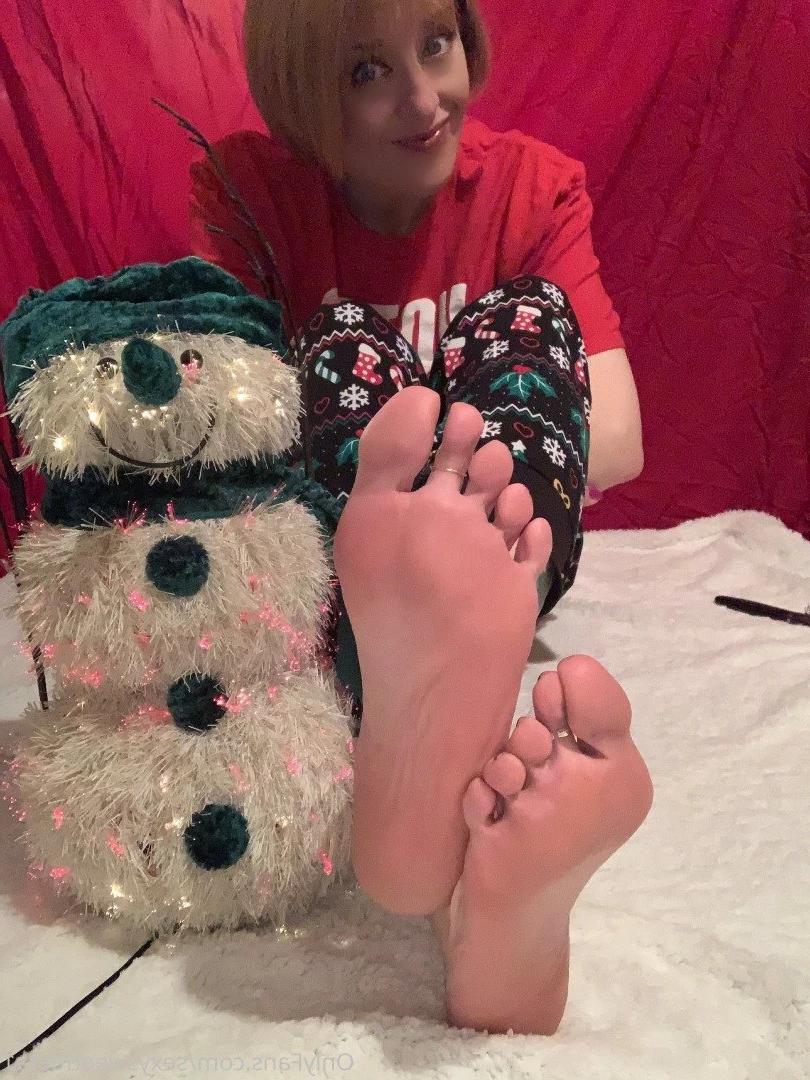 sexysweetfeetana [ sexysweetfeeta1 ] Onlyfans leaked photo 2778847 on Hotleaks.tv