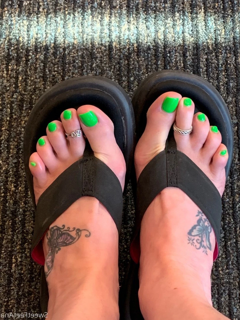 sexysweetfeetana [ sexysweetfeeta1 ] Onlyfans leaked photo 2779097 on Hotleaks.tv