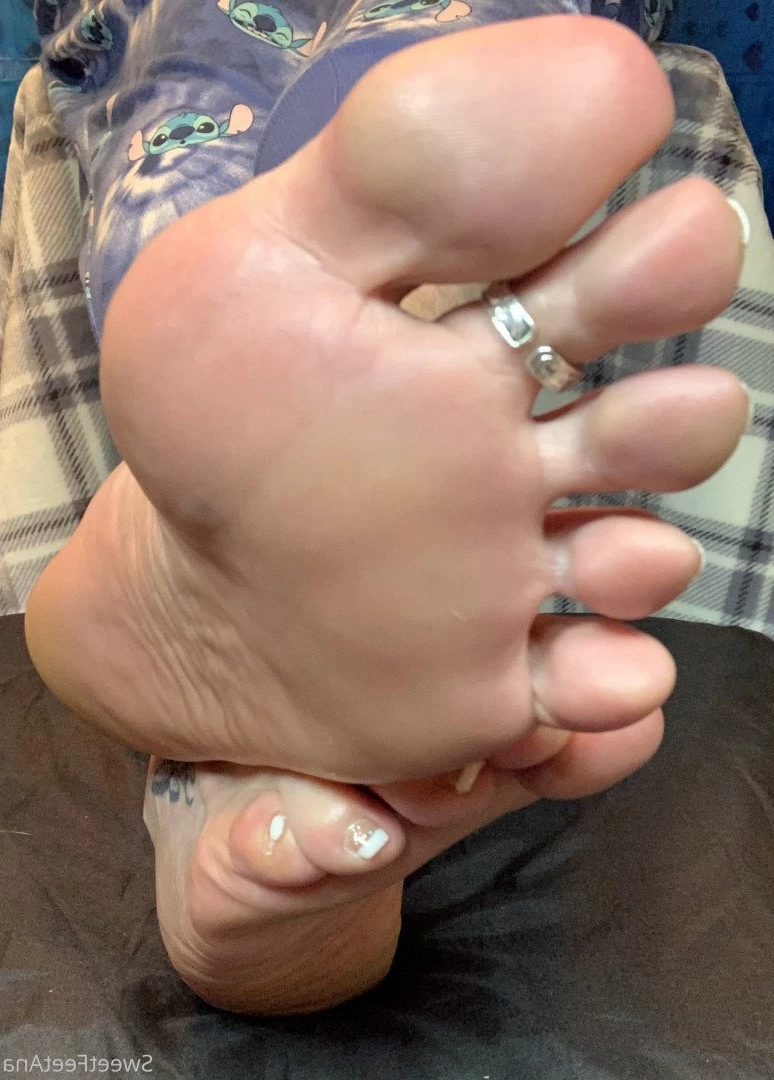 sexysweetfeetana [ sexysweetfeeta1 ] Onlyfans leaked photo 2779923 on Hotleaks.tv