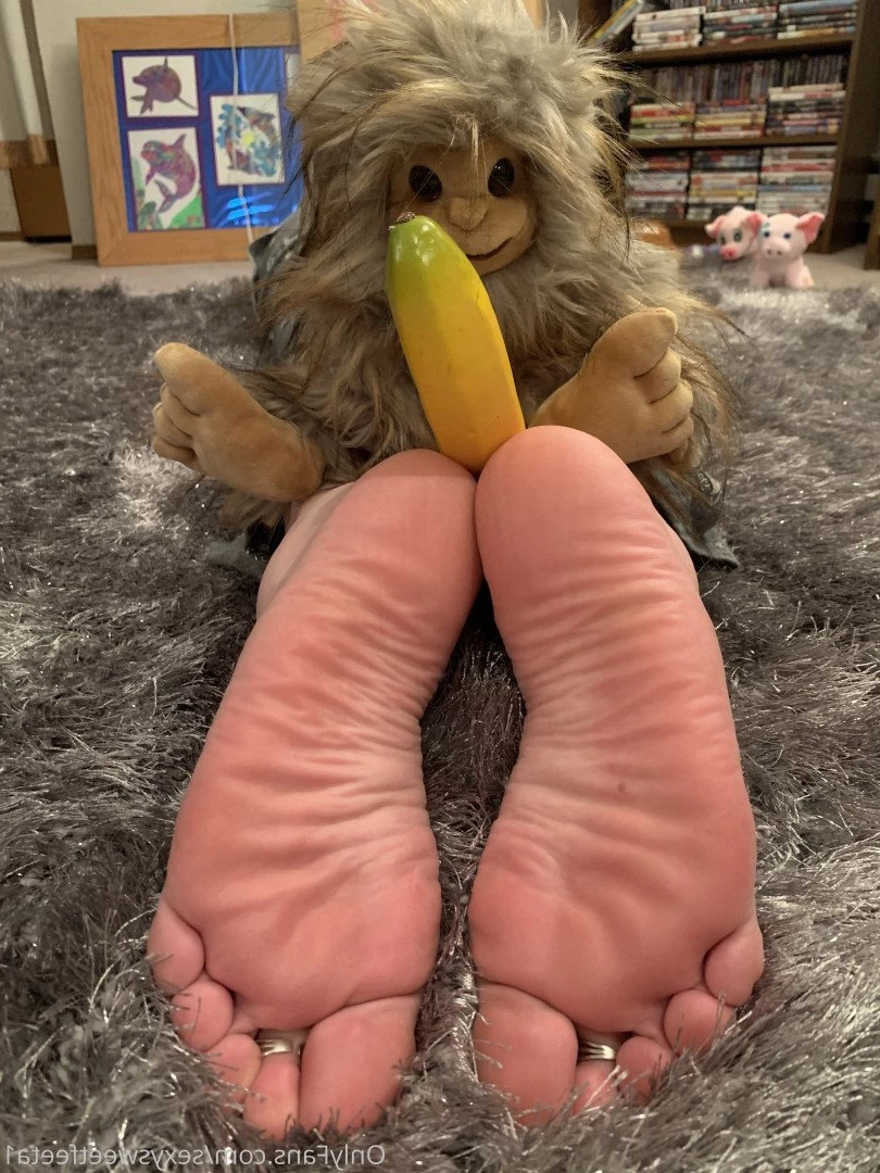 sexysweetfeetana [ sexysweetfeeta1 ] Onlyfans leaked photo 2780274 on Hotleaks.tv