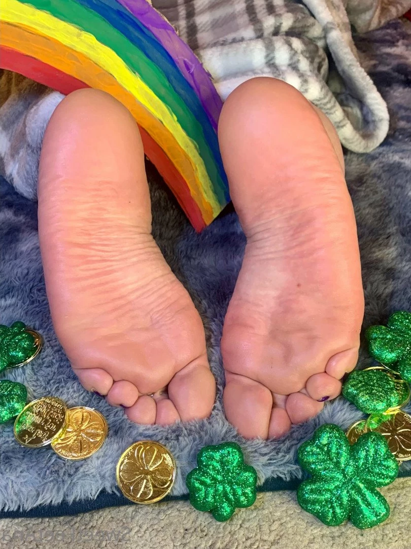 sexysweetfeetana [ sexysweetfeeta1 ] Onlyfans leaked photo 2781049 on Hotleaks.tv