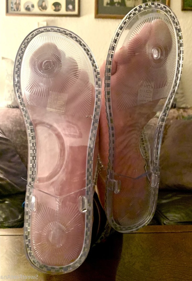 sexysweetfeetana [ sexysweetfeeta1 ] Onlyfans leaked photo 2781552 on Hotleaks.tv