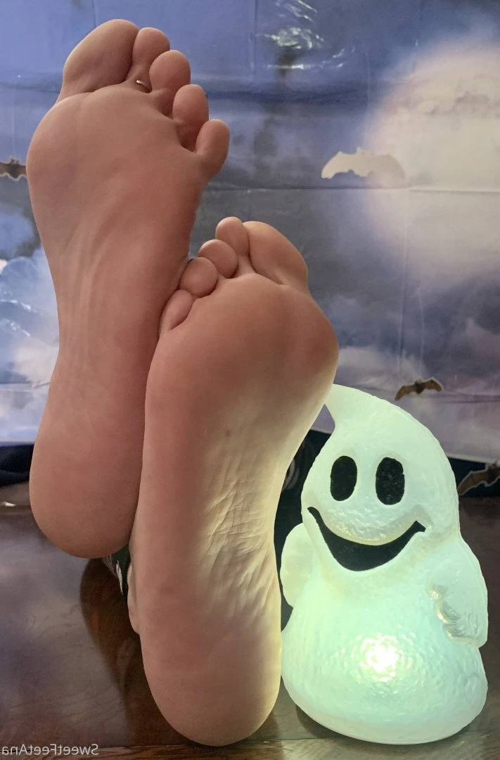 sexysweetfeetana [ sexysweetfeeta1 ] Onlyfans leaked photo 2781979 on Hotleaks.tv