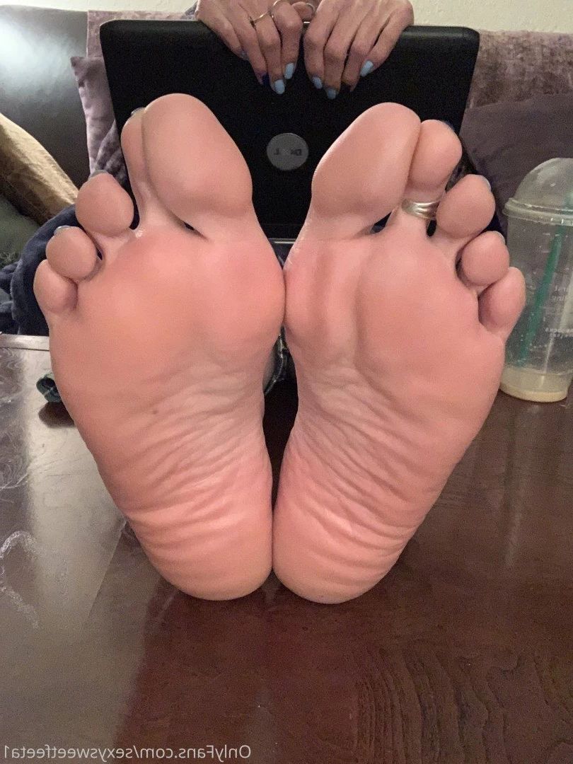 sexysweetfeetana [ sexysweetfeeta1 ] Onlyfans leaked photo 2782212 on Hotleaks.tv