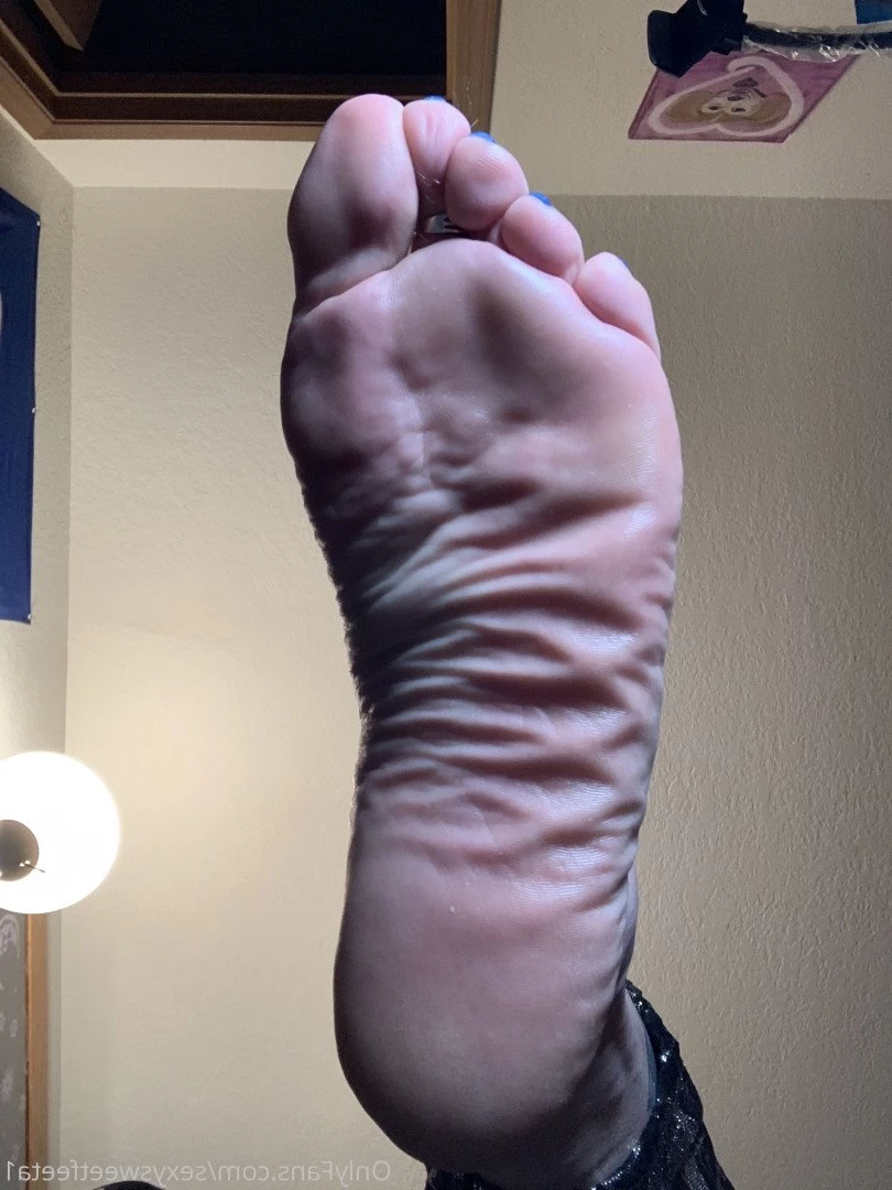 sexysweetfeetana [ sexysweetfeeta1 ] Onlyfans leaked photo 2782222 on Hotleaks.tv
