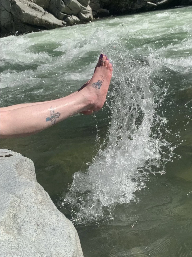 sexysweetfeetana [ sexysweetfeeta1 ] Onlyfans leaked photo 2782589 on Hotleaks.tv
