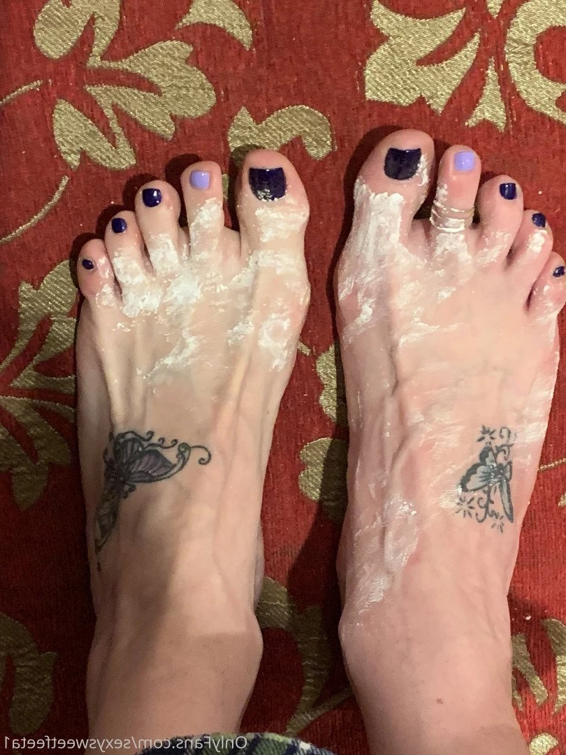 sexysweetfeetana [ sexysweetfeeta1 ] Onlyfans leaked photo 2783046 on Hotleaks.tv