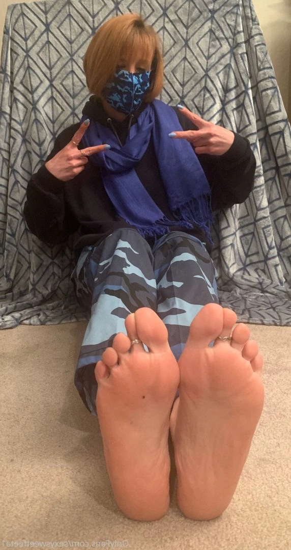 sexysweetfeetana [ sexysweetfeeta1 ] Onlyfans leaked photo 2783490 on Hotleaks.tv