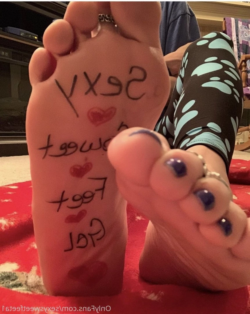 sexysweetfeetana [ sexysweetfeeta1 ] Onlyfans leaked photo 2783508 on Hotleaks.tv