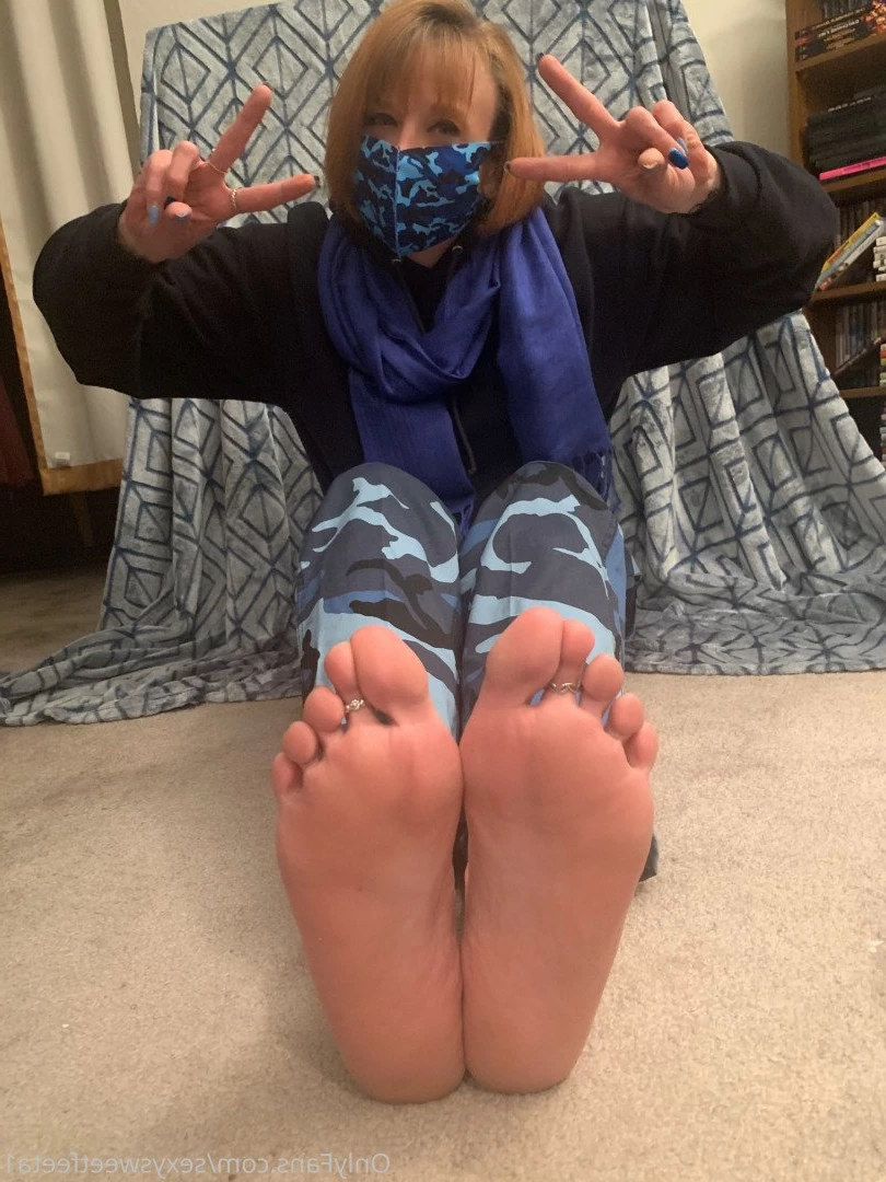 sexysweetfeetana [ sexysweetfeeta1 ] Onlyfans leaked photo 2783608 on Hotleaks.tv