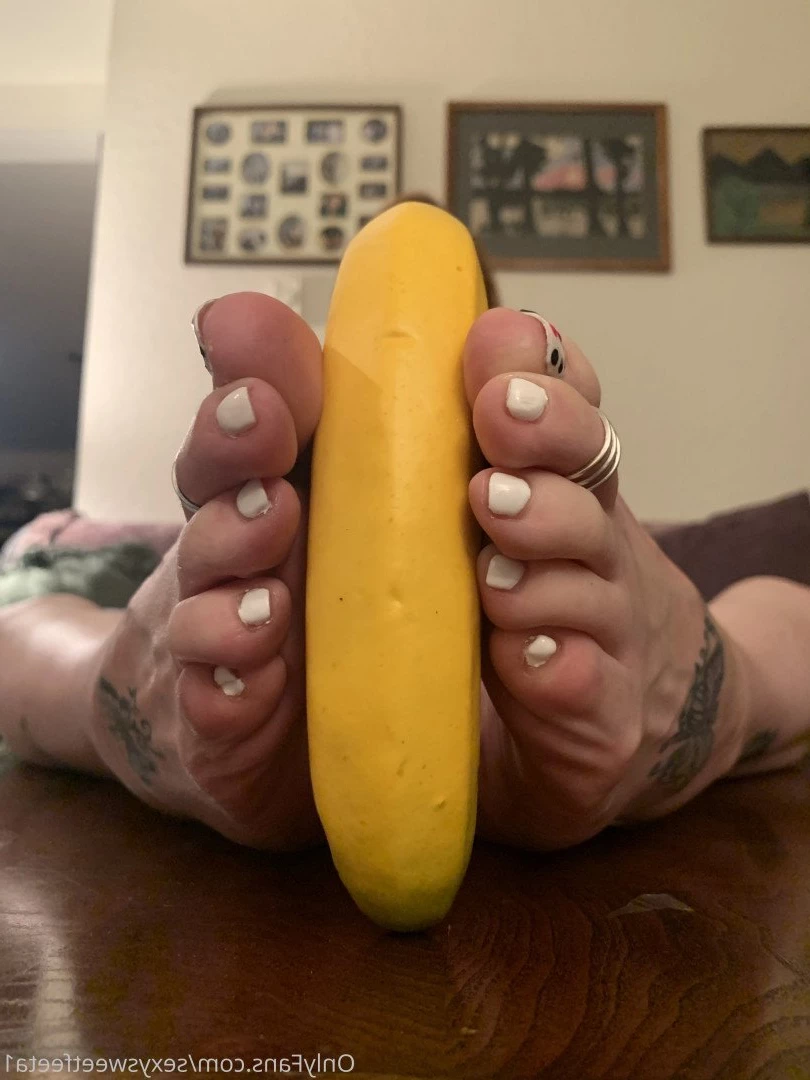 sexysweetfeetana [ sexysweetfeeta1 ] Onlyfans leaked photo 2783751 on Hotleaks.tv