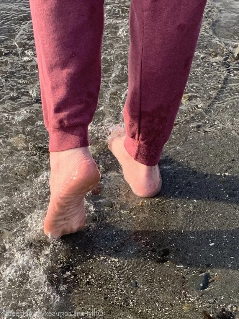 sexysweetfeetana [ sexysweetfeeta1 ] Onlyfans leaked photo 2784196 on Hotleaks.tv