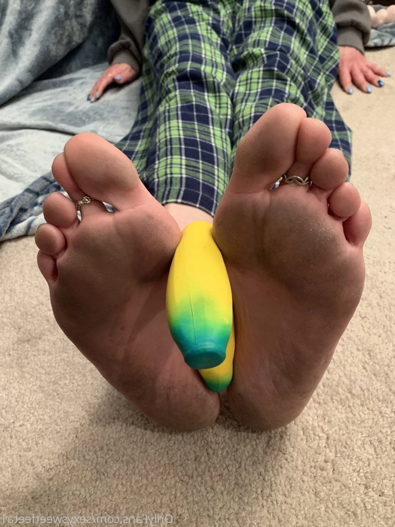 sexysweetfeetana [ sexysweetfeeta1 ] Onlyfans leaked photo 2784783 on Hotleaks.tv