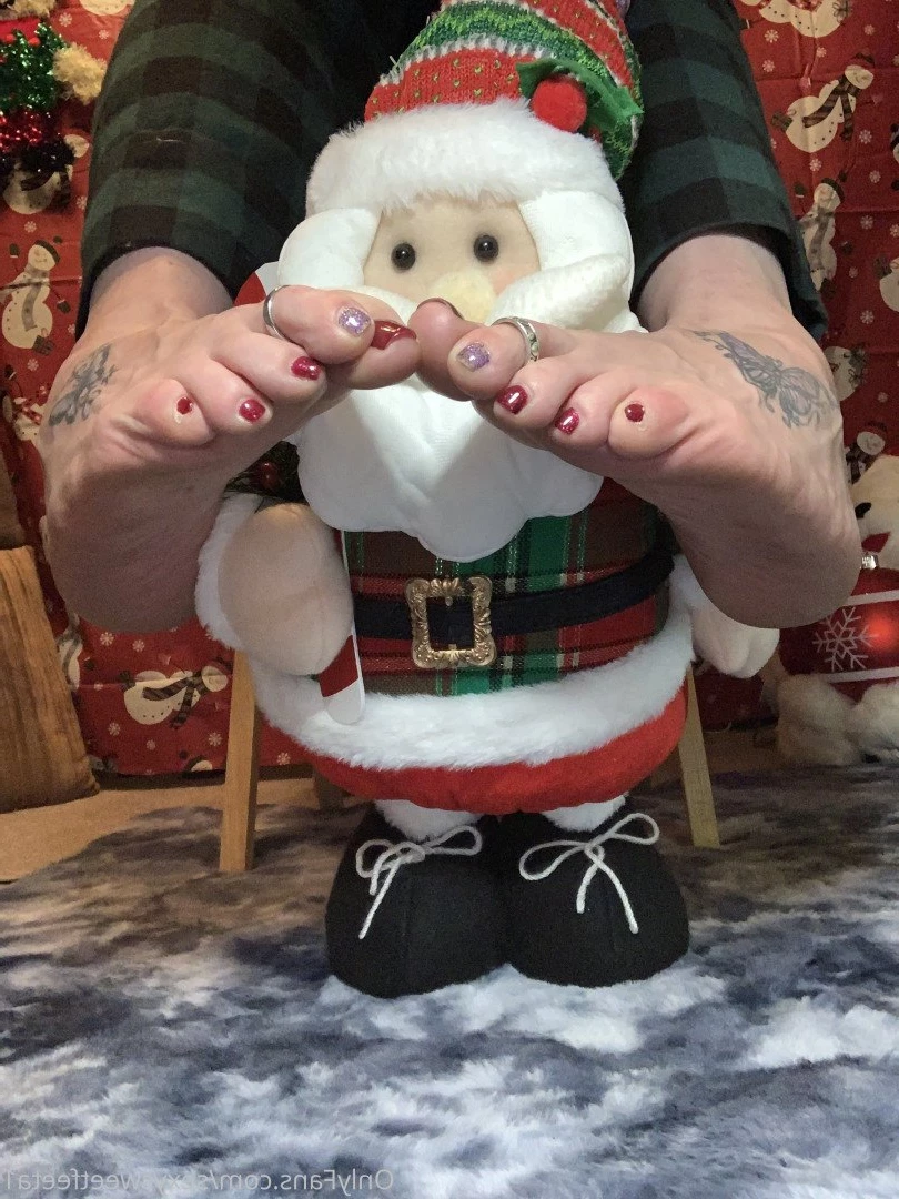 sexysweetfeetana [ sexysweetfeeta1 ] Onlyfans leaked photo 2784867 on Hotleaks.tv