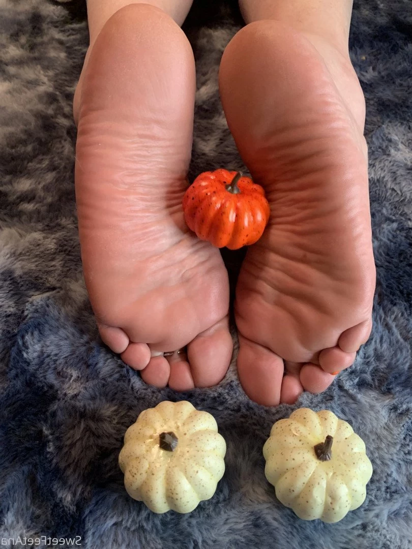 sexysweetfeetana [ sexysweetfeeta1 ] Onlyfans leaked photo 2784908 on Hotleaks.tv