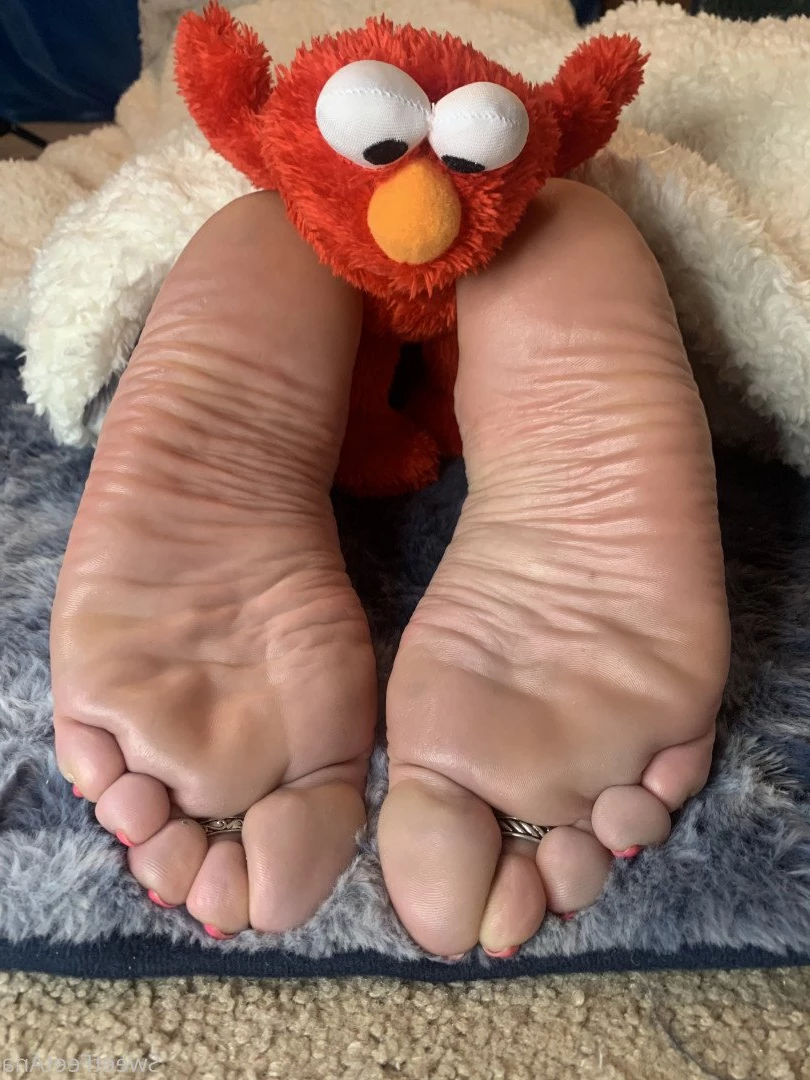 sexysweetfeetana [ sexysweetfeeta1 ] Onlyfans leaked photo 2785283 on Hotleaks.tv