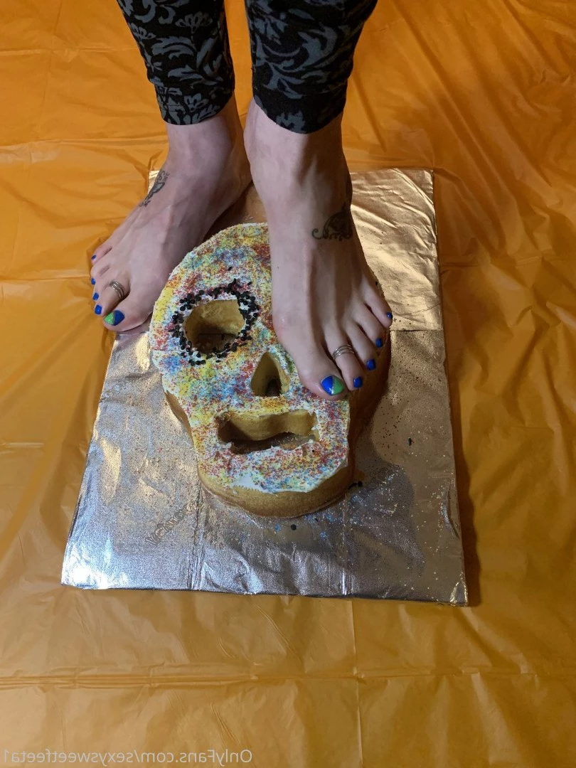 sexysweetfeetana [ sexysweetfeeta1 ] Onlyfans leaked photo 2785886 on Hotleaks.tv