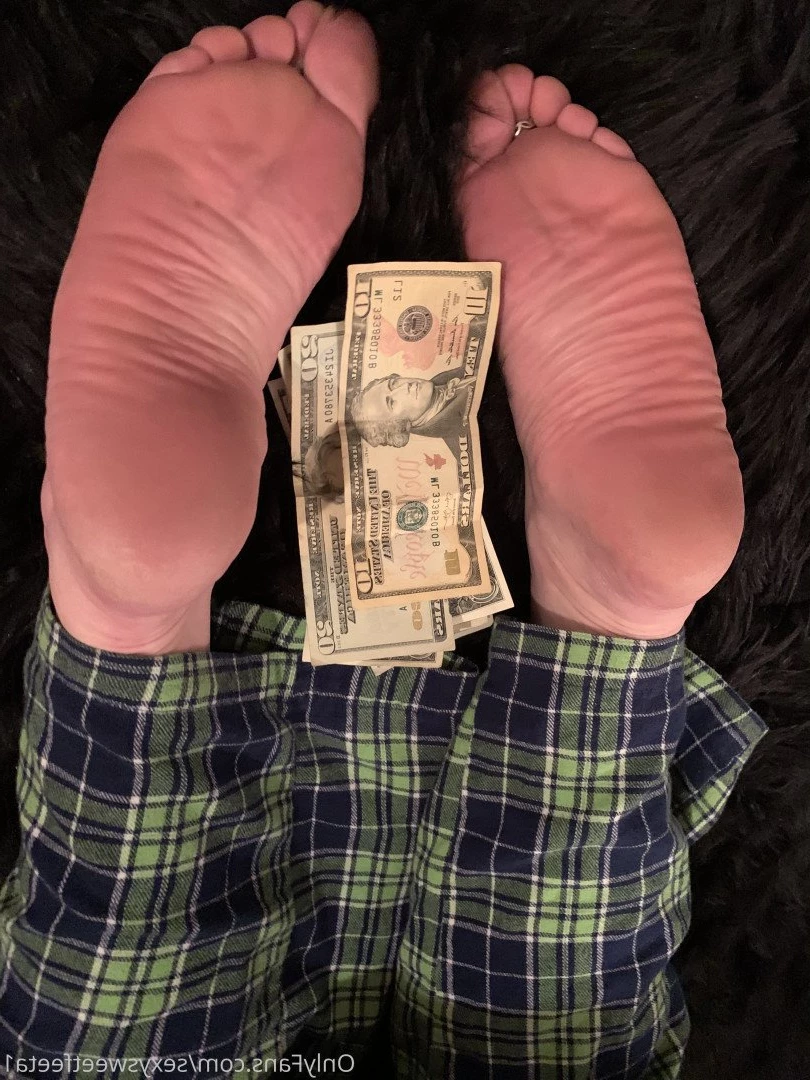 sexysweetfeetana [ sexysweetfeeta1 ] Onlyfans leaked photo 2786621 on Hotleaks.tv
