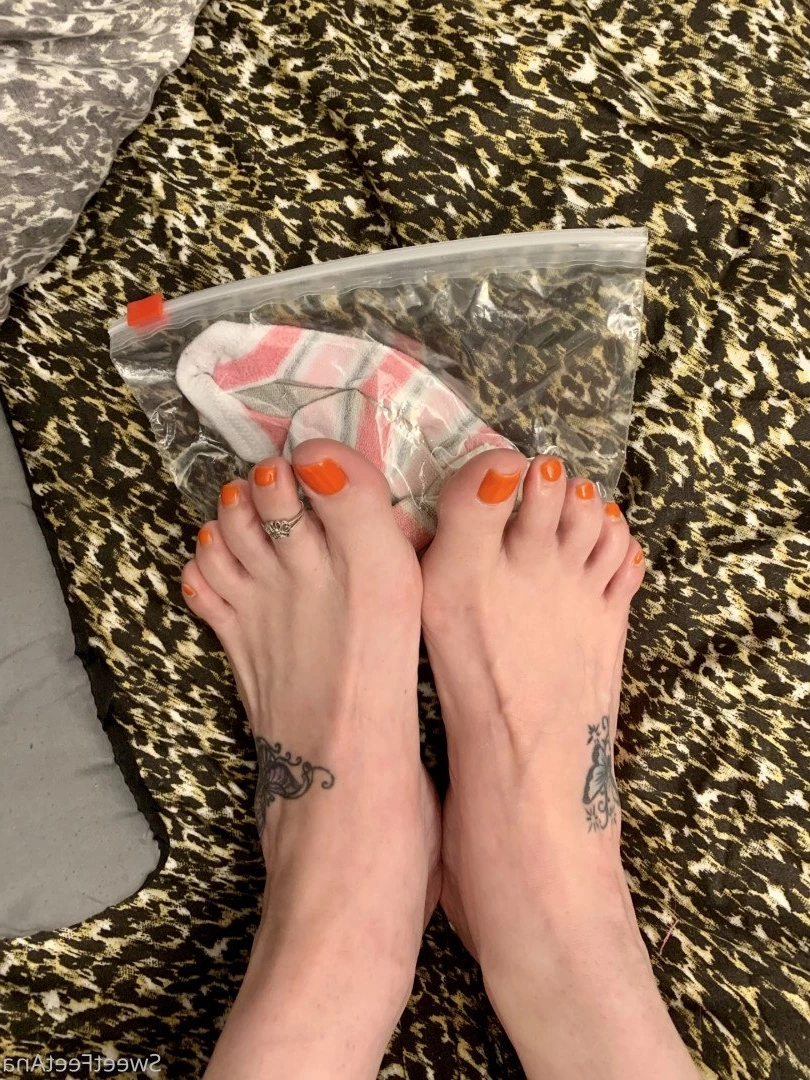 sexysweetfeetana [ sexysweetfeeta1 ] Onlyfans leaked photo 2786986 on Hotleaks.tv