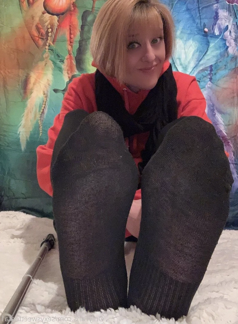 sexysweetfeetana [ sexysweetfeeta1 ] Onlyfans leaked photo 2787101 on Hotleaks.tv