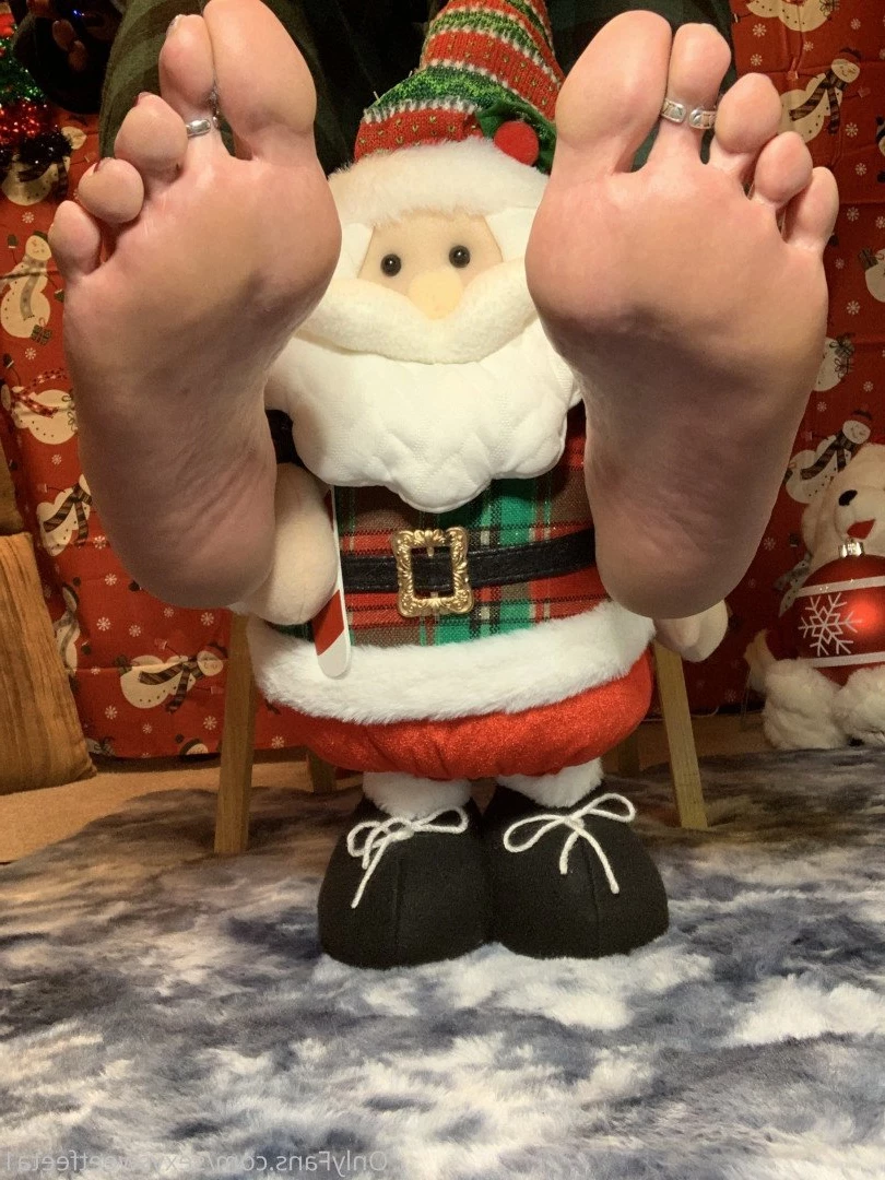 sexysweetfeetana [ sexysweetfeeta1 ] Onlyfans leaked photo 2787361 on Hotleaks.tv