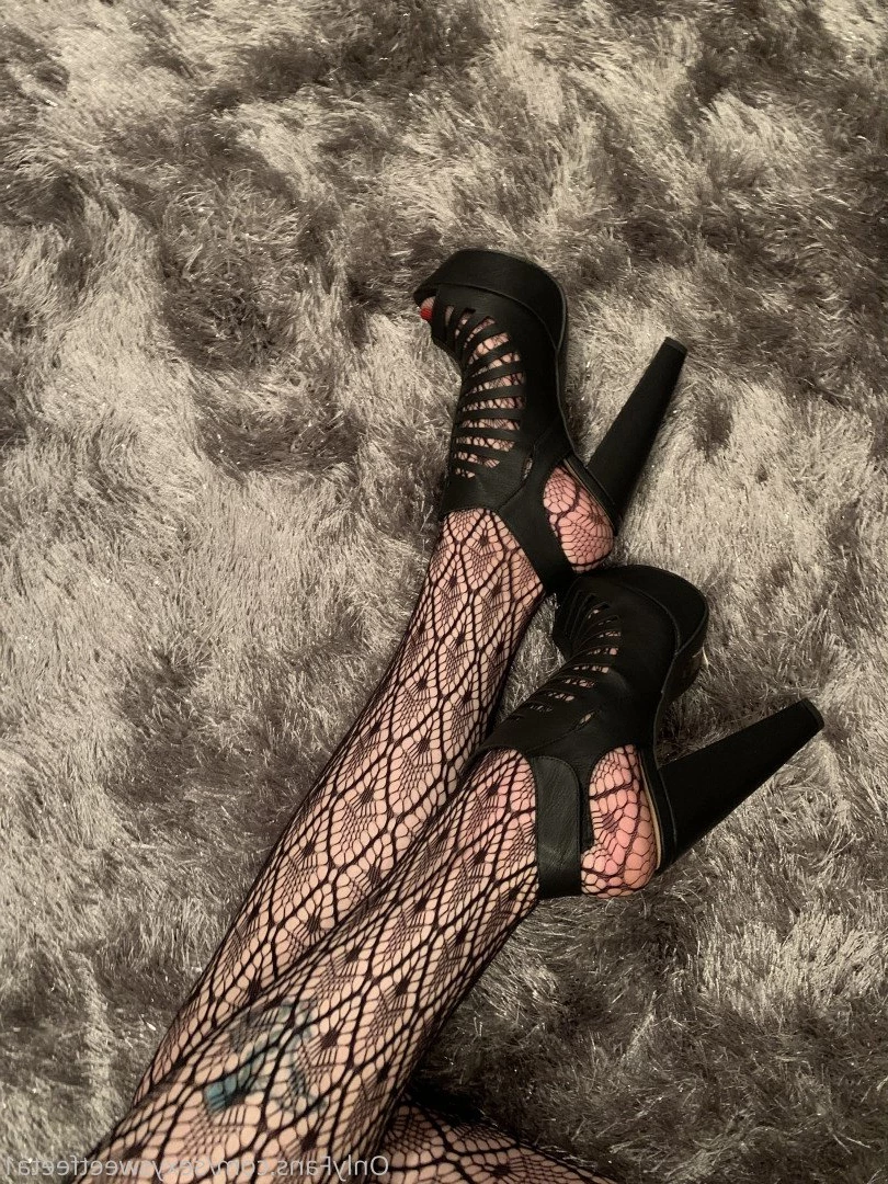 sexysweetfeetana [ sexysweetfeeta1 ] Onlyfans leaked photo 2787379 on Hotleaks.tv