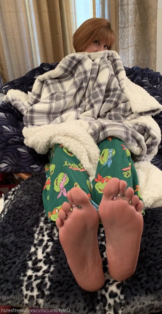 sexysweetfeetana [ sexysweetfeeta1 ] Onlyfans leaked photo 2787601 on Hotleaks.tv