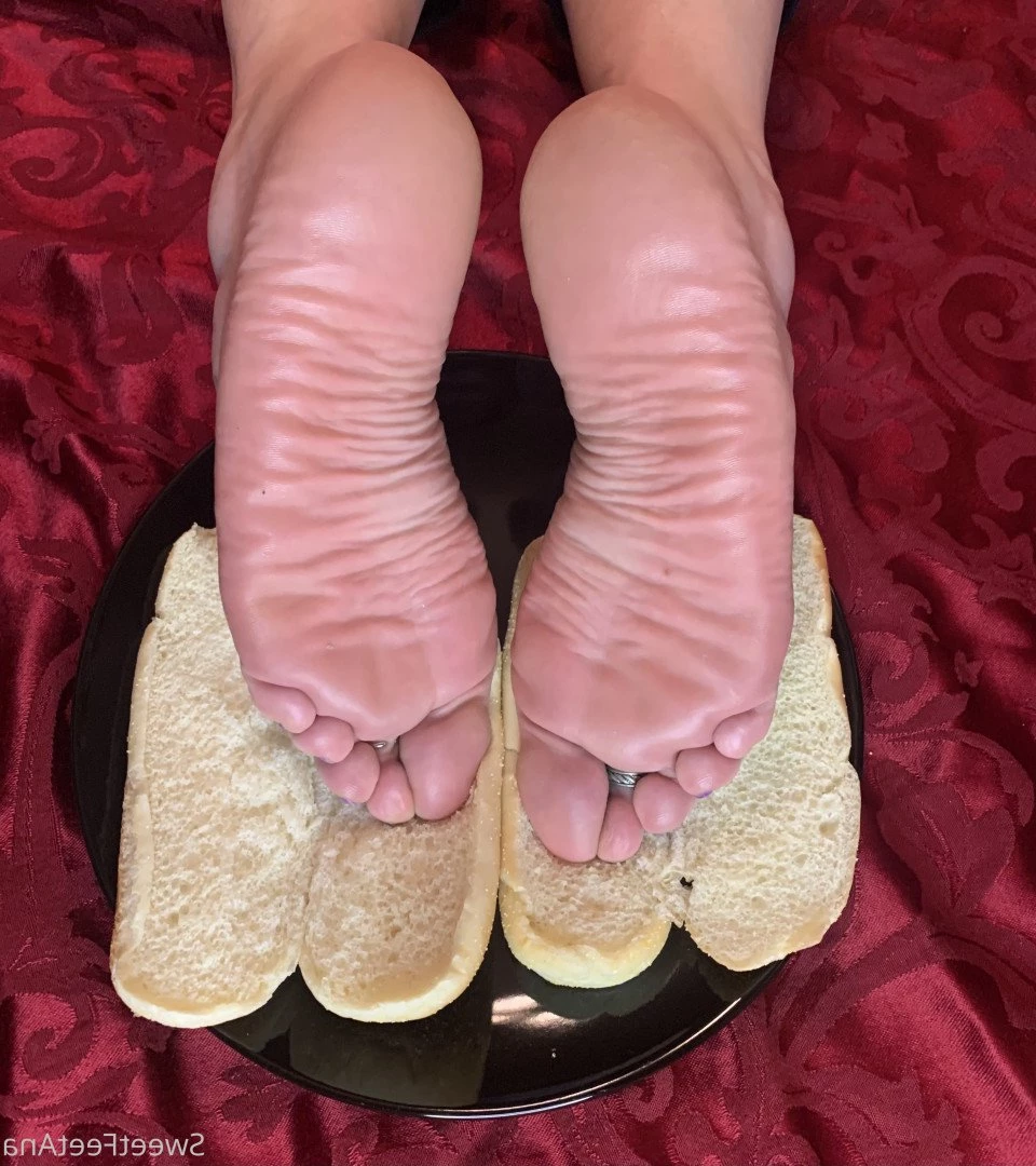 sexysweetfeetana [ sexysweetfeeta1 ] Onlyfans leaked photo 2787850 on Hotleaks.tv