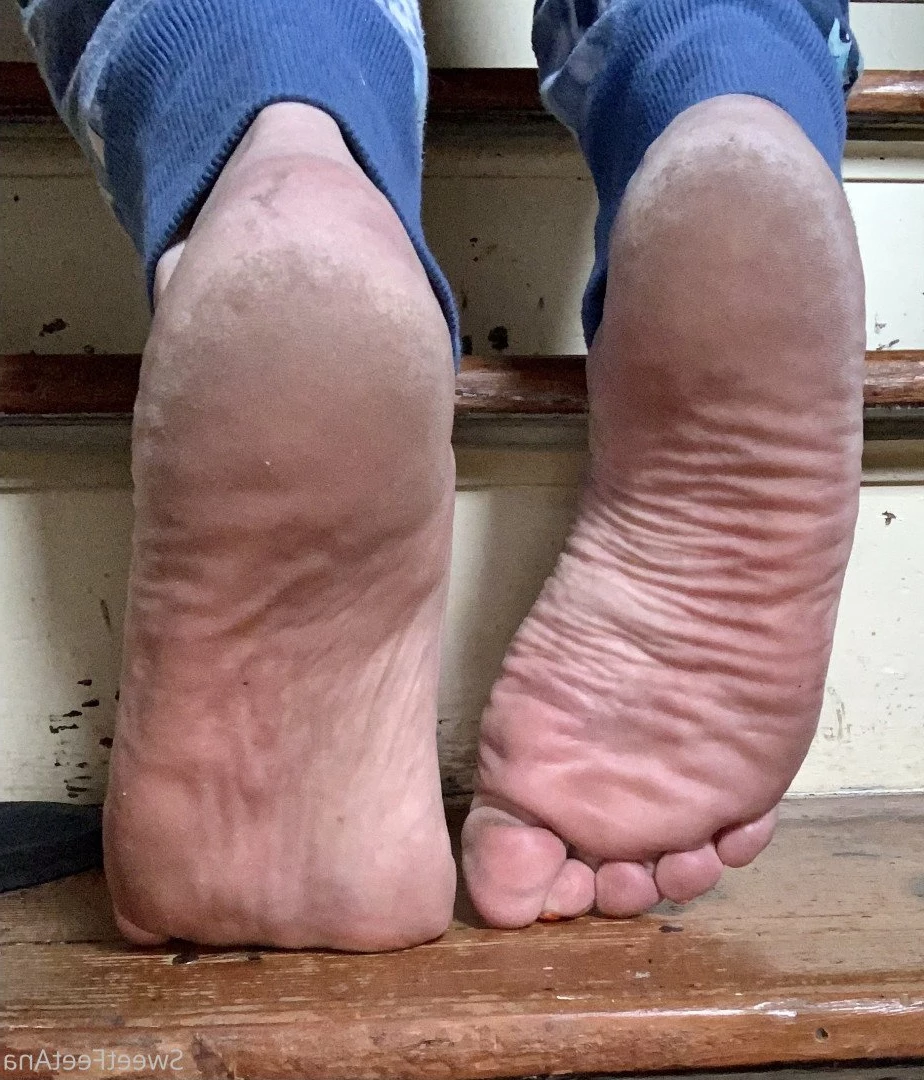 sexysweetfeetana [ sexysweetfeeta1 ] Onlyfans leaked photo 2788278 on Hotleaks.tv