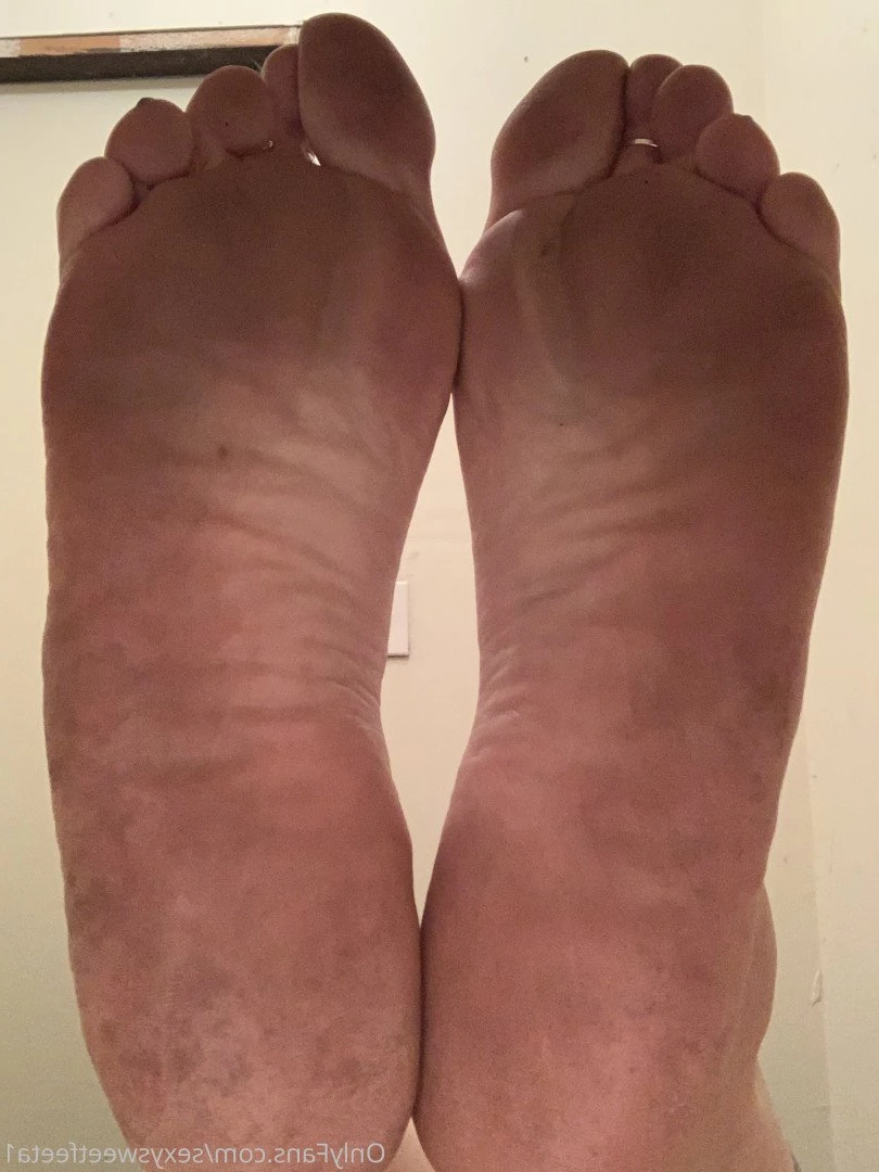 sexysweetfeetana [ sexysweetfeeta1 ] Onlyfans leaked photo 2788285 on Hotleaks.tv