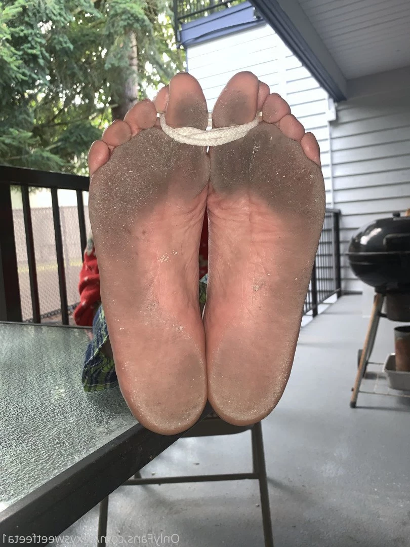 sexysweetfeetana [ sexysweetfeeta1 ] Onlyfans leaked photo 2788309 on Hotleaks.tv