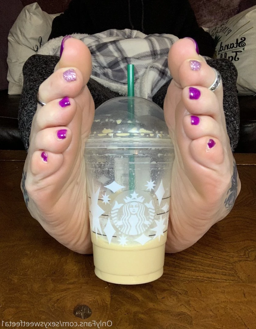 sexysweetfeetana [ sexysweetfeeta1 ] Onlyfans leaked photo 2788624 on Hotleaks.tv