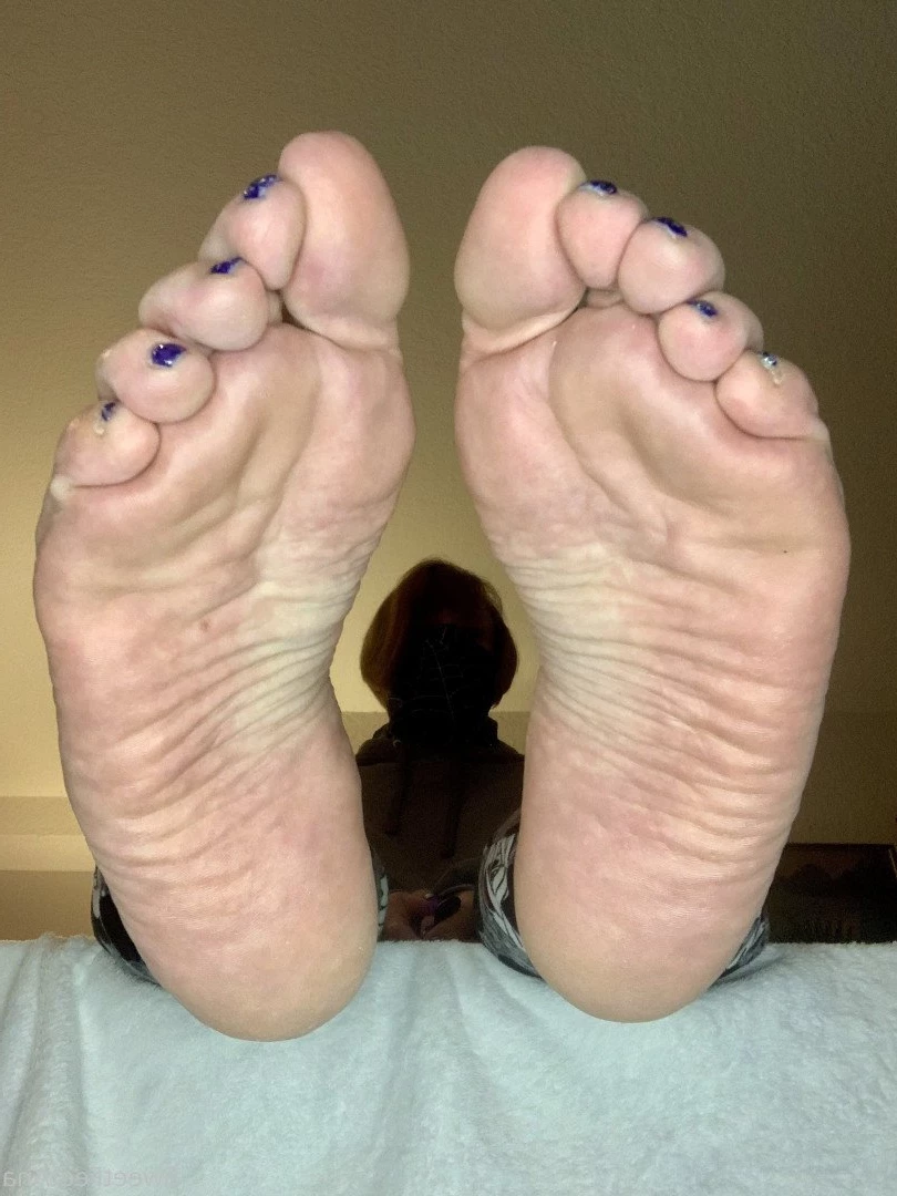 sexysweetfeetana [ sexysweetfeeta1 ] Onlyfans leaked photo 2788779 on Hotleaks.tv