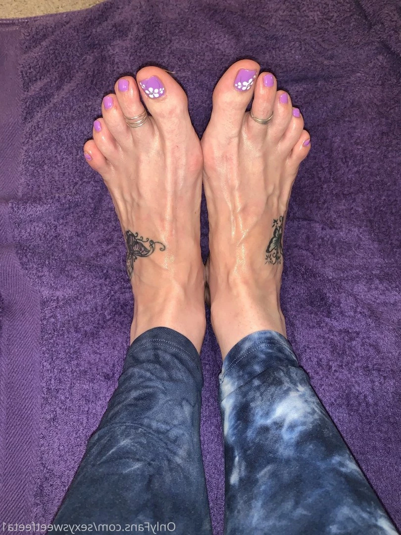 sexysweetfeetana [ sexysweetfeeta1 ] Onlyfans leaked photo 2789557 on Hotleaks.tv