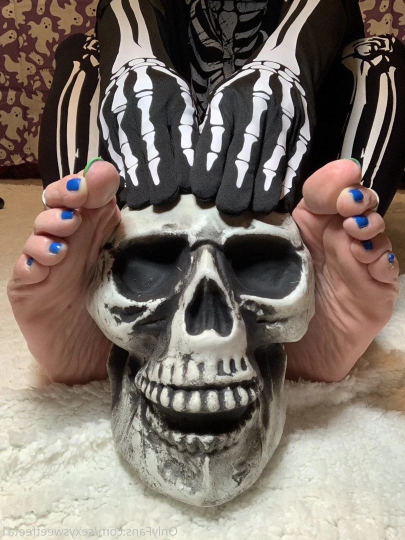 sexysweetfeetana [ sexysweetfeeta1 ] Onlyfans leaked photo 2789896 on Hotleaks.tv