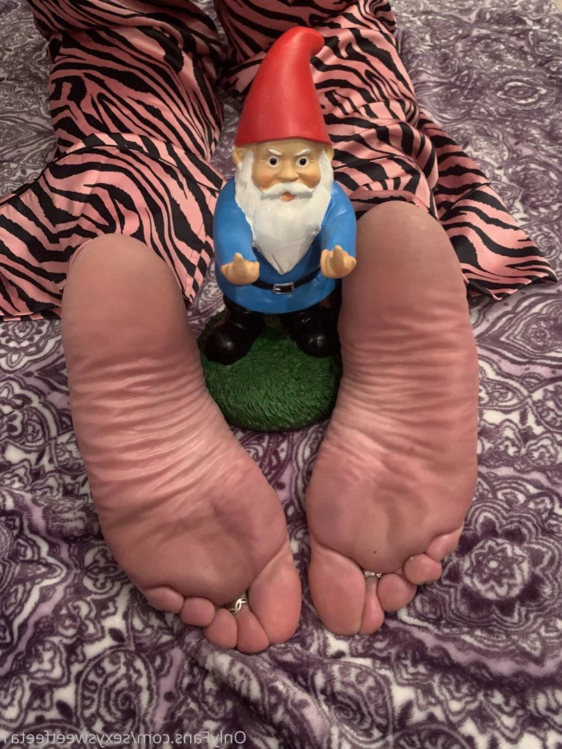 sexysweetfeetana [ sexysweetfeeta1 ] Onlyfans leaked photo 2790843 on Hotleaks.tv