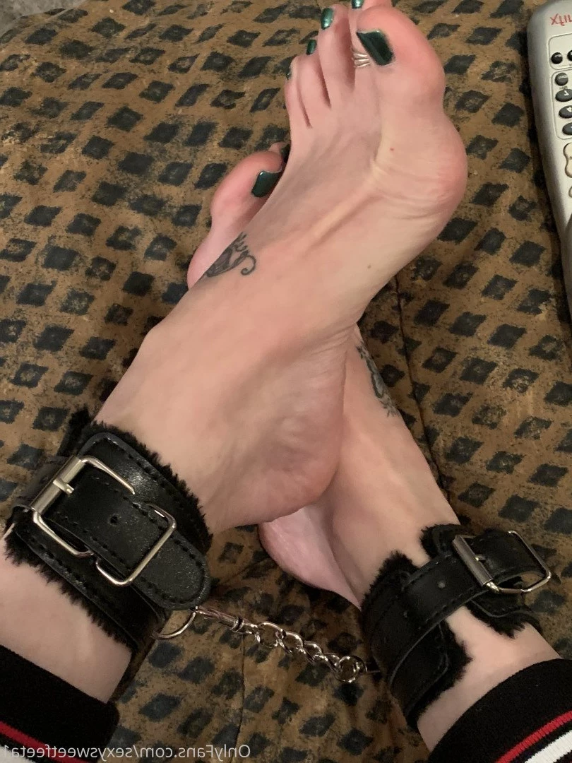 sexysweetfeetana [ sexysweetfeeta1 ] Onlyfans leaked photo 2791726 on Hotleaks.tv