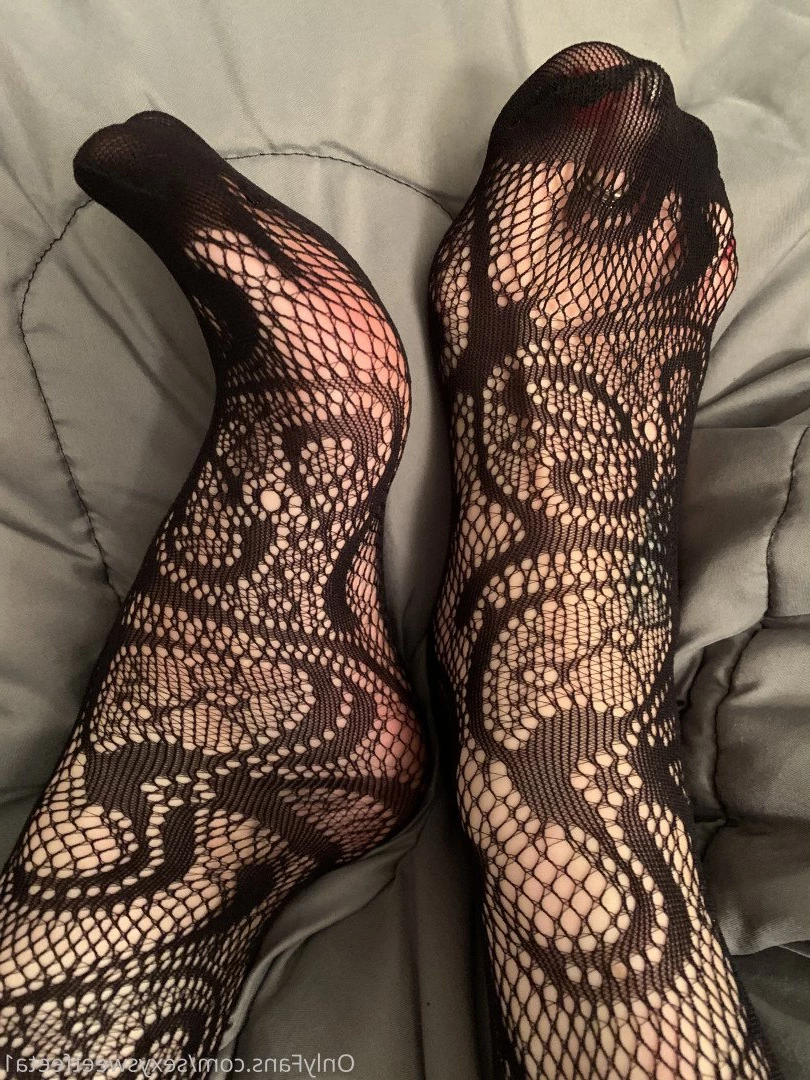 sexysweetfeetana [ sexysweetfeeta1 ] Onlyfans leaked photo 2792152 on Hotleaks.tv
