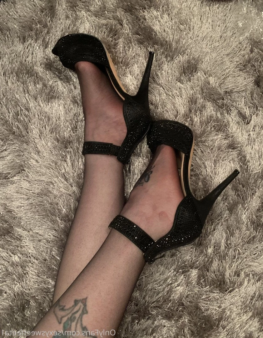 sexysweetfeetana [ sexysweetfeeta1 ] Onlyfans leaked photo 2792158 on Hotleaks.tv