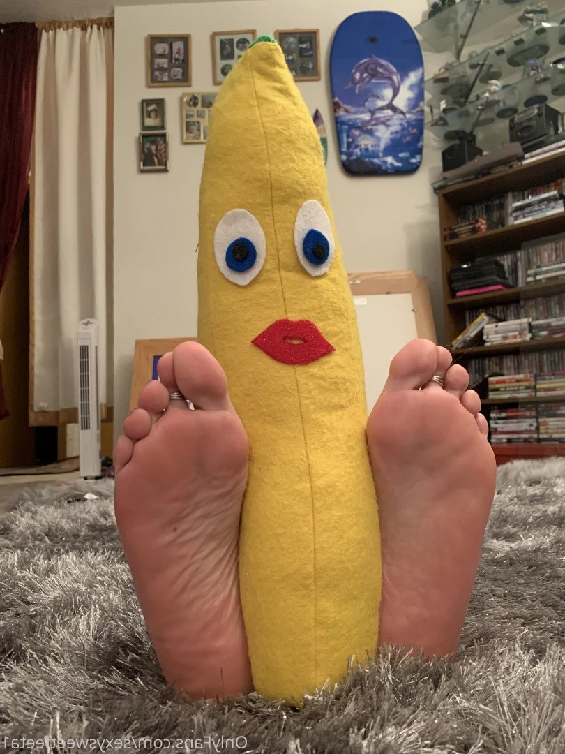 sexysweetfeetana [ sexysweetfeeta1 ] Onlyfans leaked photo 2793179 on Hotleaks.tv