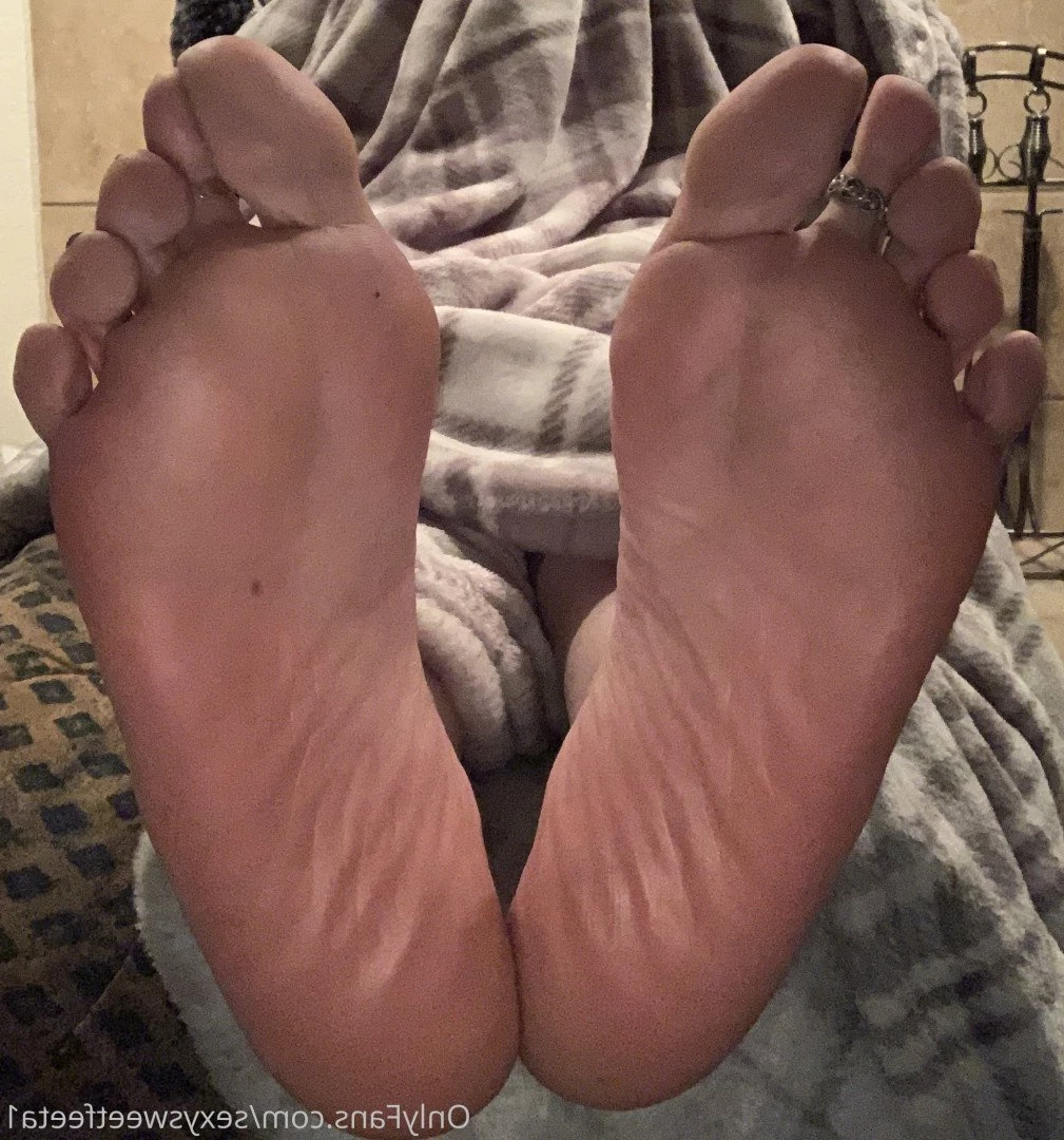 sexysweetfeetana [ sexysweetfeeta1 ] Onlyfans leaked photo 2793358 on Hotleaks.tv