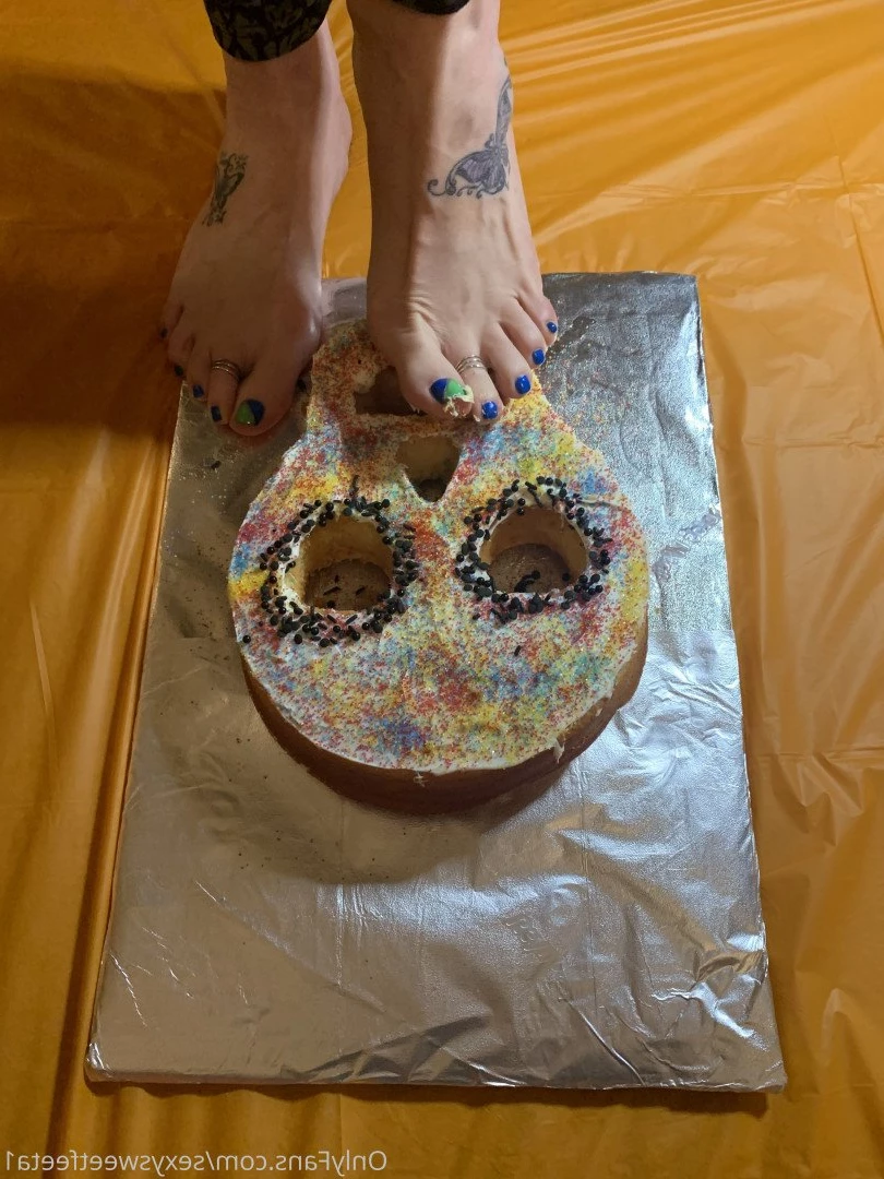sexysweetfeetana [ sexysweetfeeta1 ] Onlyfans leaked photo 2793565 on Hotleaks.tv