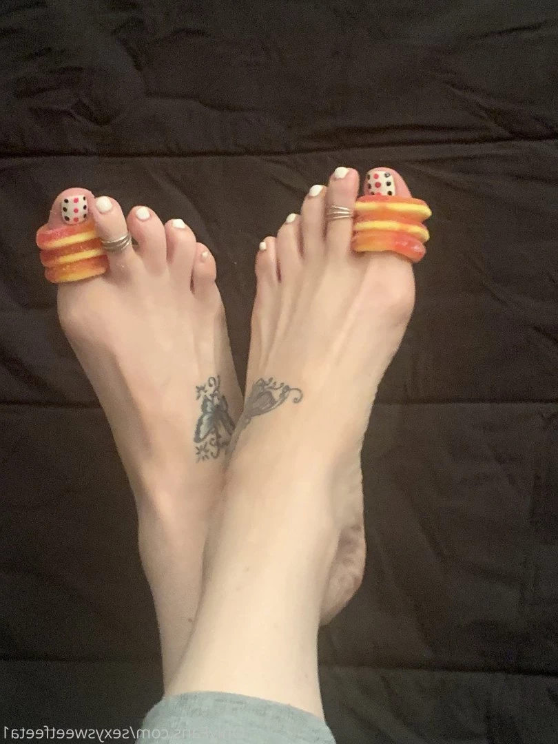sexysweetfeetana [ sexysweetfeeta1 ] Onlyfans leaked photo 2793660 on Hotleaks.tv
