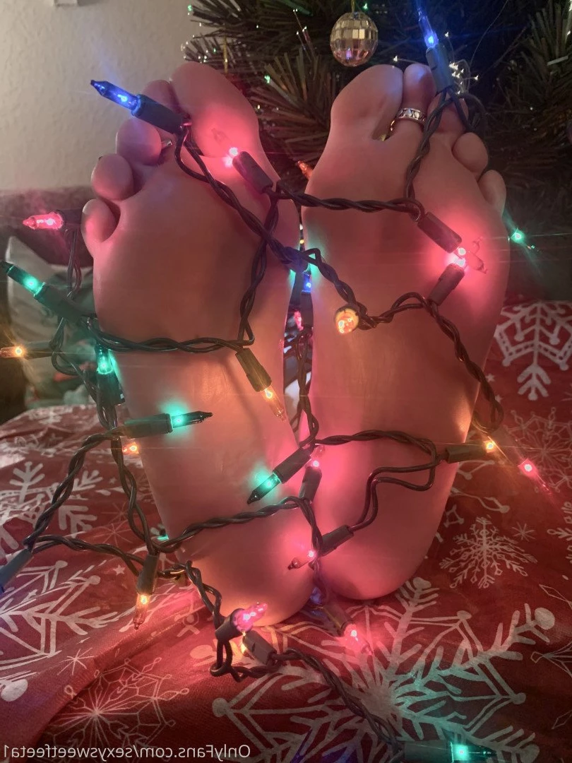 sexysweetfeetana [ sexysweetfeeta1 ] Onlyfans leaked photo 2794085 on Hotleaks.tv