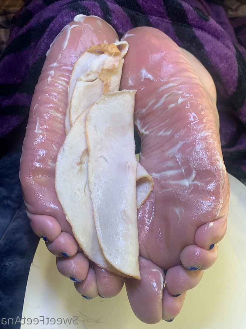 sexysweetfeetana [ sexysweetfeeta1 ] Onlyfans leaked photo 2794106 on Hotleaks.tv