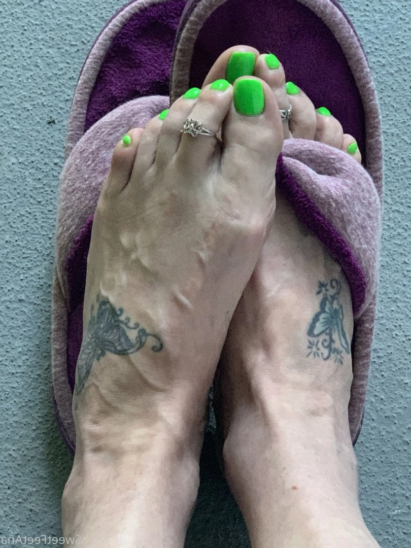 sexysweetfeetana [ sexysweetfeeta1 ] Onlyfans leaked photo 2794337 on Hotleaks.tv